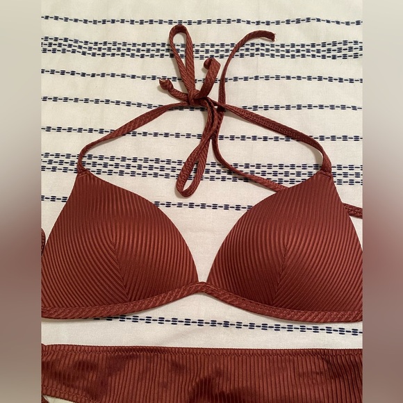 Victoria Secret PINK Push-up Ribbed Maroon Bikini Top & Hipster Cheeky Bottoms - Picture 4 of 10